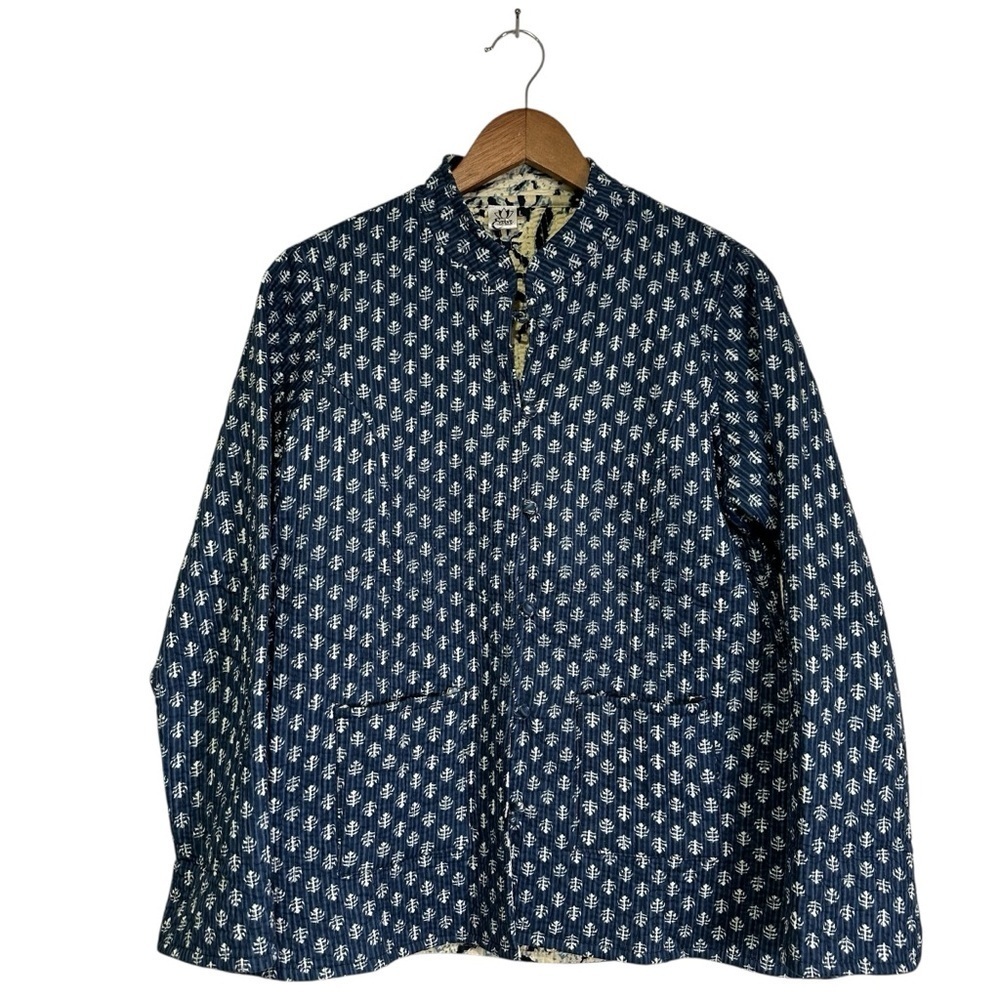 Women’s L Blue & Butter Yellow Print Reversible Quilted Jacket